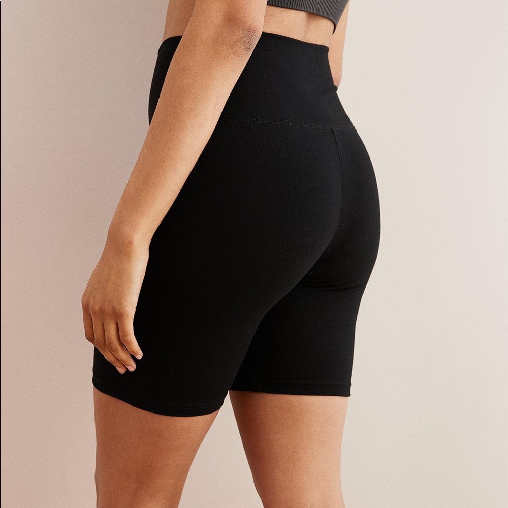 Black high wasted Aerie biker shorts